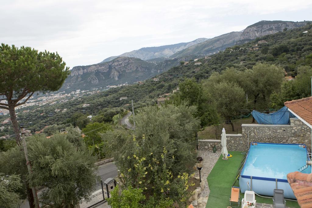 Appartamento Villa degli Ulivi Sant'Agnello Camera foto