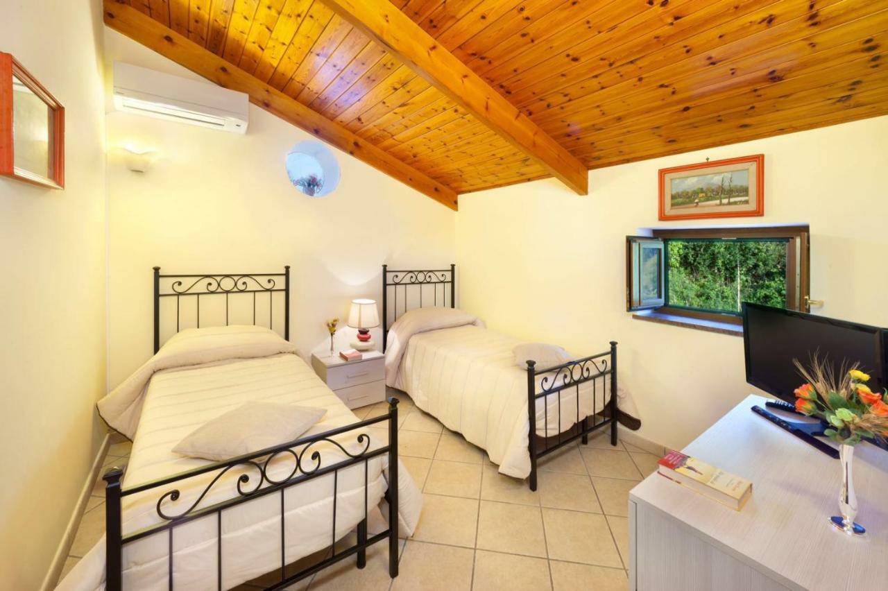 Appartamento Villa degli Ulivi Sant'Agnello Esterno foto